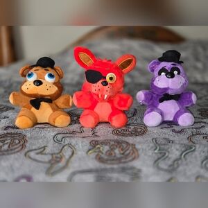 Five Nights at Freddys Plush - Shadow Freddy Fazbear & Foxy Pirate FNAF
